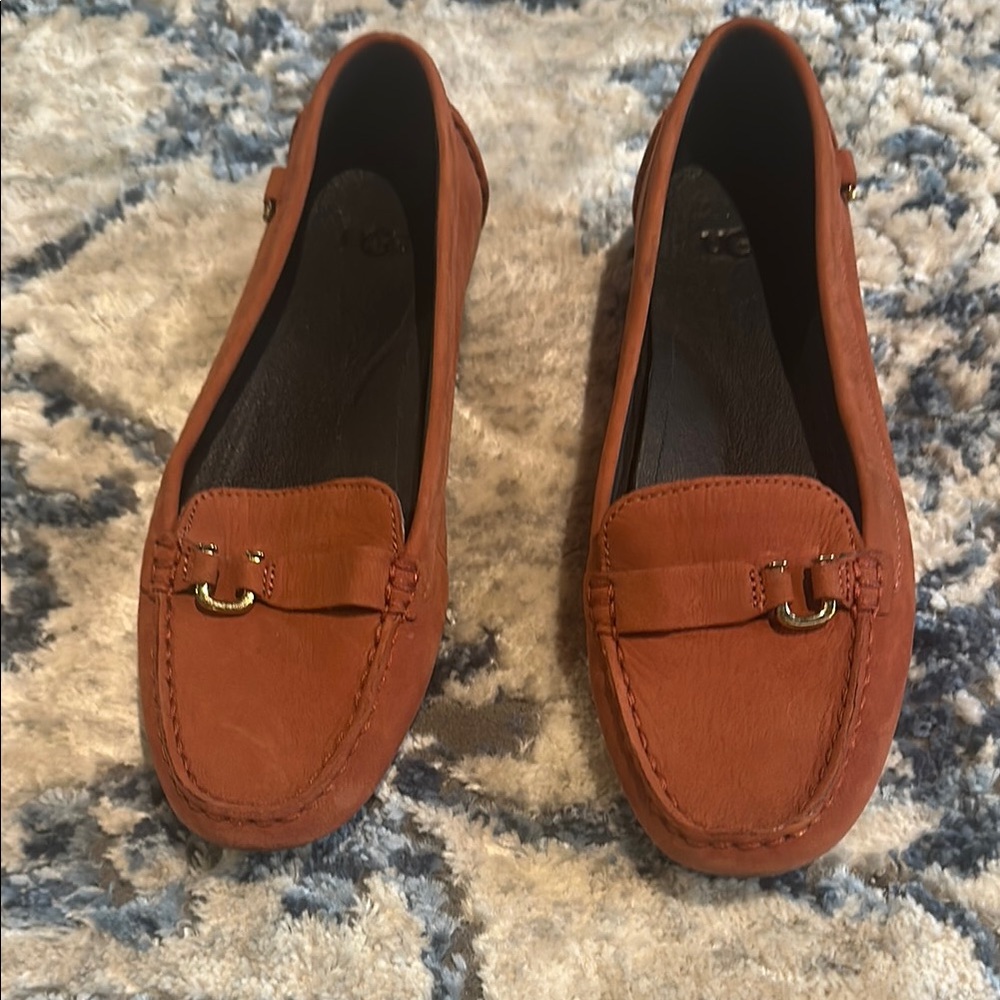 UGG Like New Rust Leather Loafers